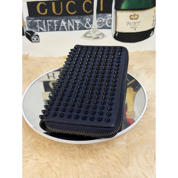 🔥 CHRISTIAN LOUBOUTIN CALF PANETTONE EMPIRE SPIKES LONG ZIPPY WALLET - Picture 6 of 10